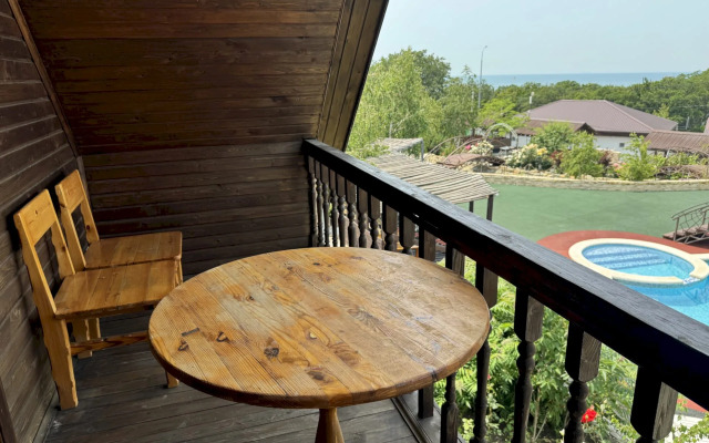 Частный Дом 604 с Балконом Рядом с Пляжем