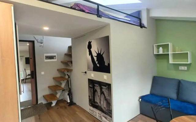 Апартаменты Новая Студия в Минуте от Курского Вокзала