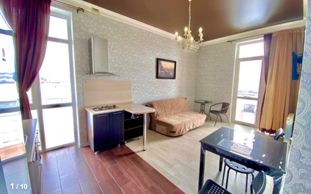 Red Rose Apartments