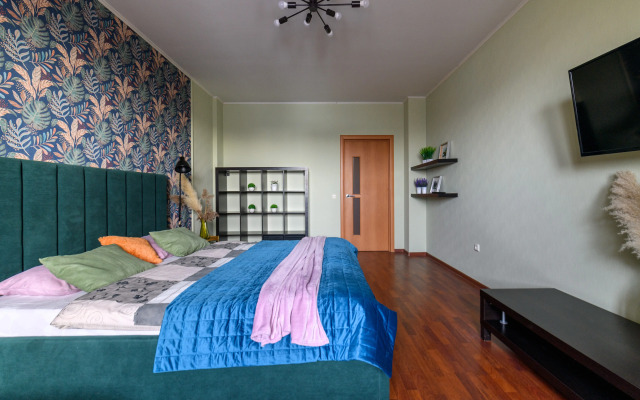 Квартира Яркая Просторная в Приморском Районе