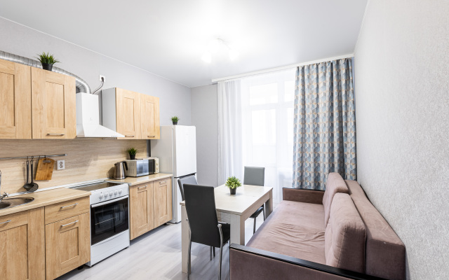 U parka Galickogo Apart-otelika  na Geroya Sarabeeva Flat