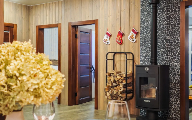 Yousinn Dlya 9 Gostey Guest House