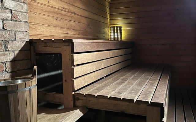 Коттедж Brusnika Village