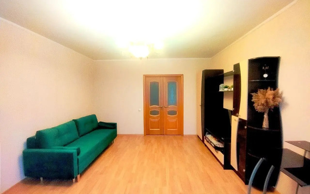 Uyutnye Dvuhkomnatnye s Krasivymi Zakatami Apartments