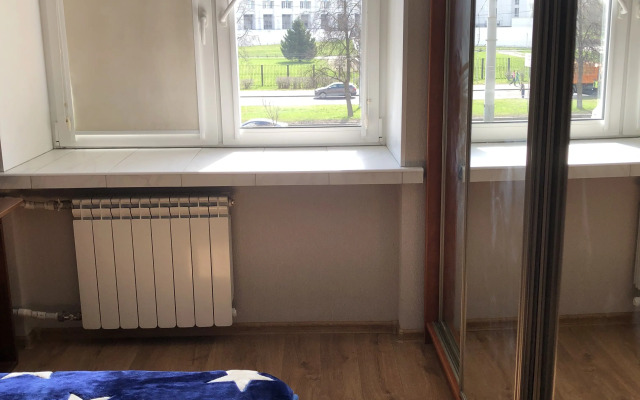 S 2-Mya Izolirovannymi Komnatami V Sankt-Peterburge Flat