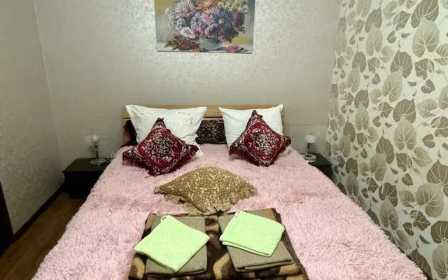 Na Chaykovskogo Flat