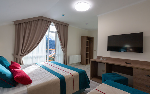 Amra Hotel