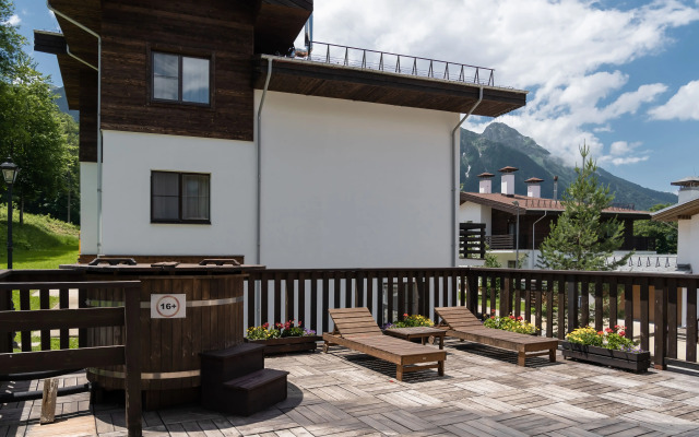 Rosa Khutor Chalet Hotel