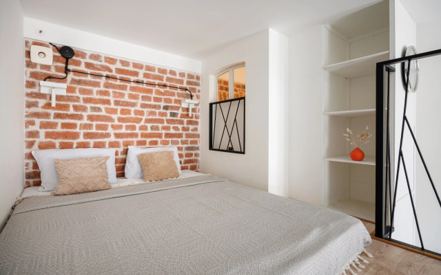 Апартаменты с Видом на Канал Грибоедова