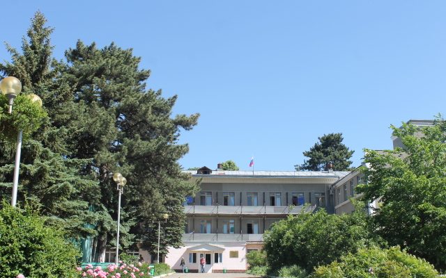 Klinicheskij Tsentr Meditsinskogo Tsentra Yunost'  Sanatorium