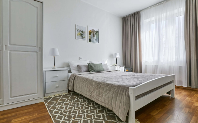 Flatstay Narodnaya 5/2 Apartments