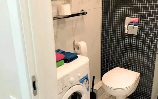 1-Komnatnaya Kvartira 49m2 Flat