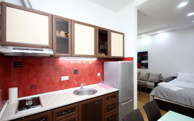 Gallery Cascade #2 Apartments