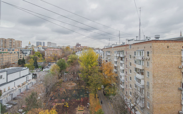 Gorod-M Na Nikolaeva Apartments