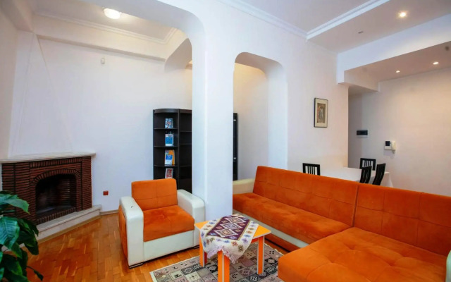 Old City Hatefi Apartment hotel