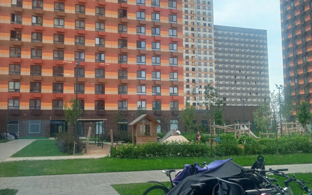 V Novom Dome Flat