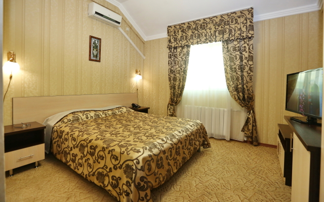 Grand Canyon Hotel