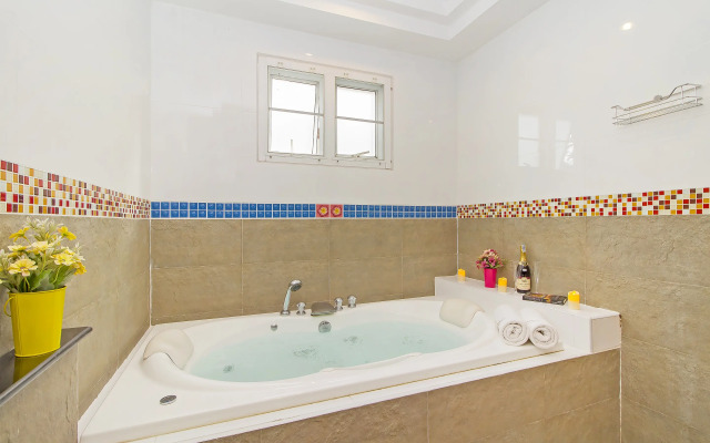 Nai Narh Phuket Orchard Villa