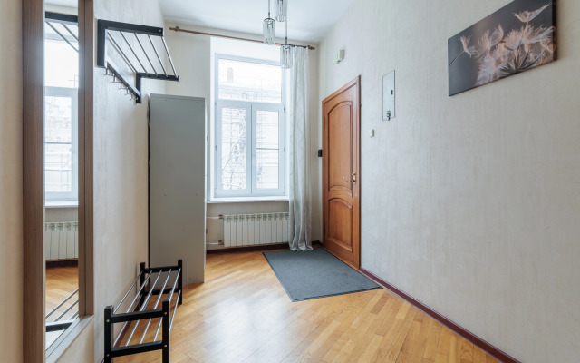 Квартира Светлая квартира на Невском