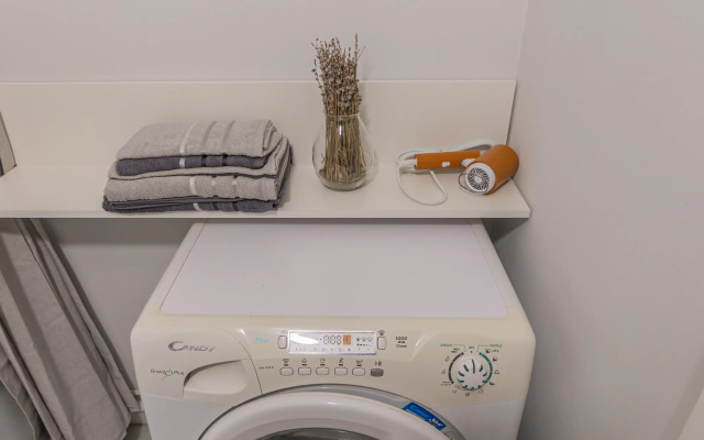 Квартира Стильная Возле Аэропорта На Троих