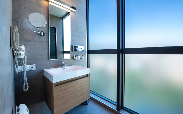 Opera Suite Hotel