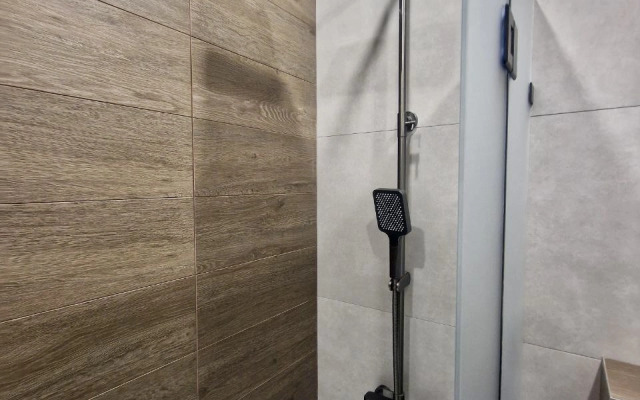 Flatirini On Zurab Magkaev Street