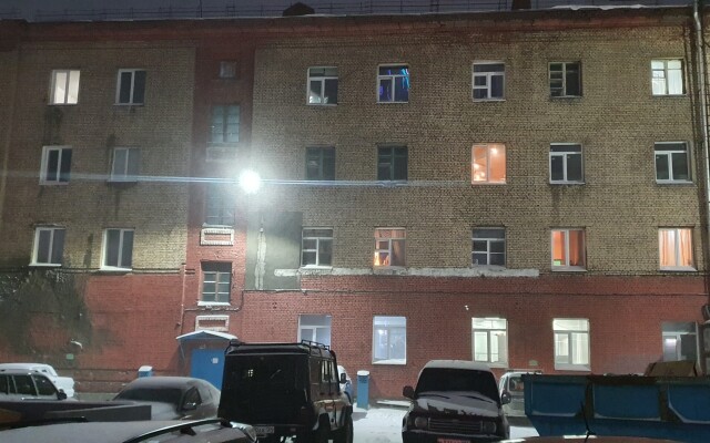 Vo Dvore Glavnogo Ofisa Nornikelya Apartments