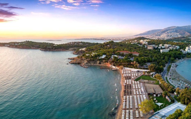 Vouliagmeni Garden Suite Apartments