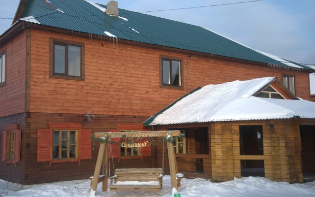 SEMEJNYiJ Guest House