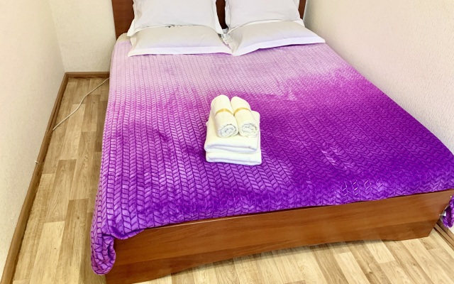 Апартаменты квартира на Малая Тульская 8