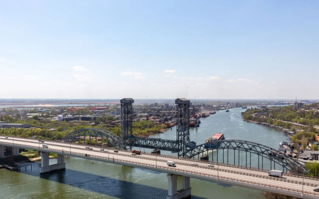 Shikarnaya Yevrodvushka S Vidom Na Don Apartments