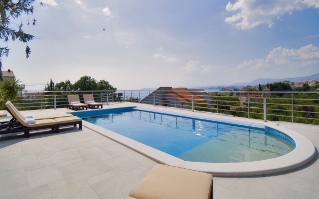 Mermaid Podstrana Villa