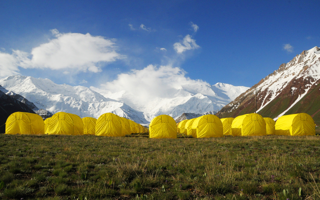 Глэмпинг Achik-Tash Base Camp