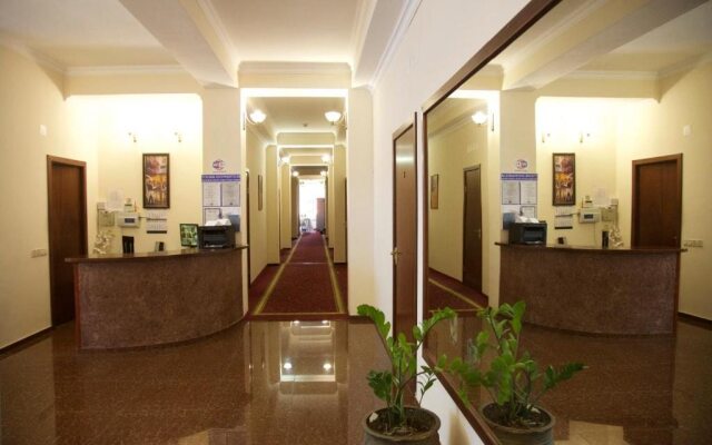 Hotel Bereg 2