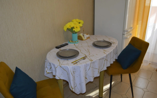 V Elitnom Dome V Tsentre Goroda Flat