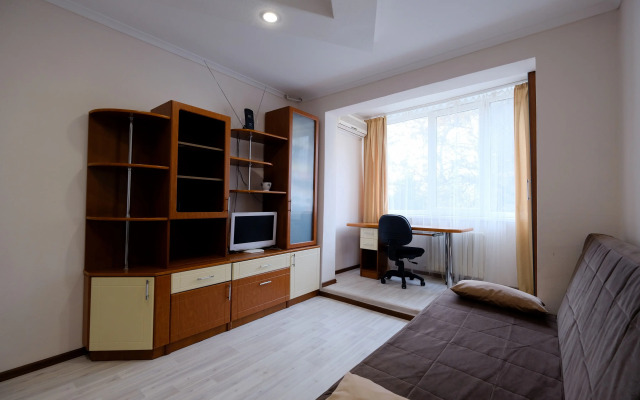 Квартира Трехкомнатная Эконом рядом Парк М4-Дон Аэропорт OZ Mall