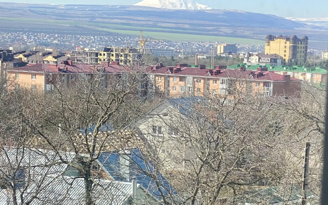 Kak doma s vidom na Elbrus Flat