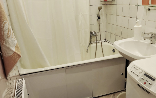 Dvukhkomnatnaya V Tsentre Goroda U Parka Flat