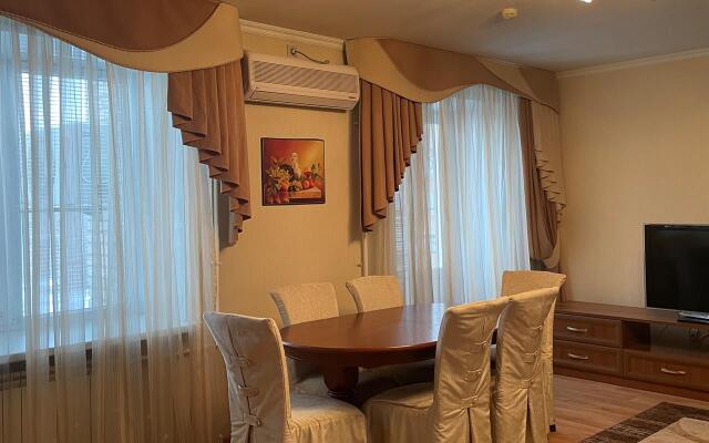 Hotel Dom Inostrannykh Spetsialistov