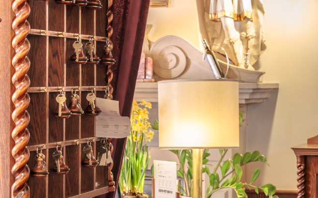 The King Charles Hotel