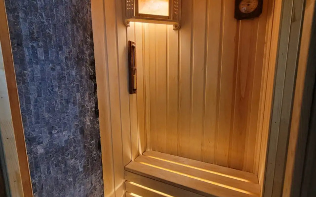 Квартира 1-комнатная с сауной и джакузи в ЖК Scandis