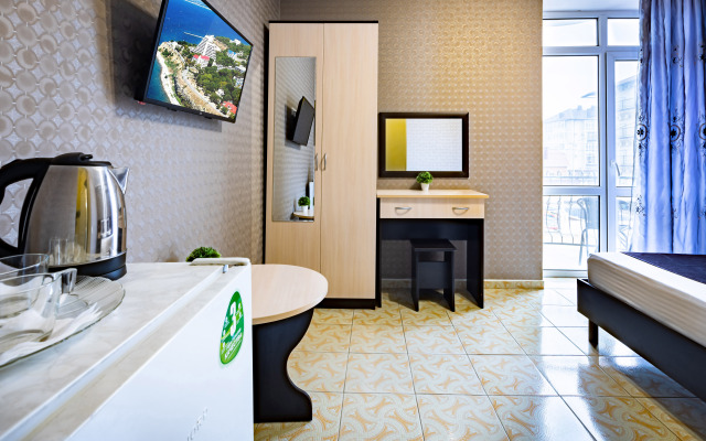 Kipr Guest House