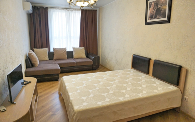 Квартира Российская