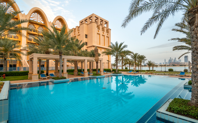 GLOBALSTAY Villas with private pool on Palm Jumeirah Beach