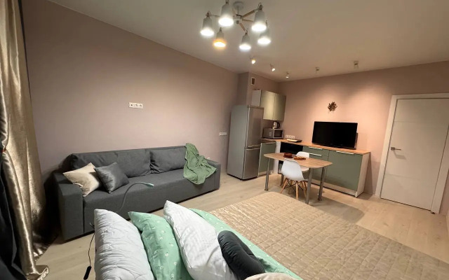 Квартира ЕвроДвушка Аксакова 81/1 на 17 Этаже до 7 Чел