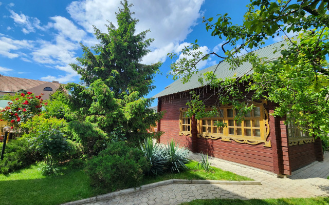 Частный дом Деревянный коттедж