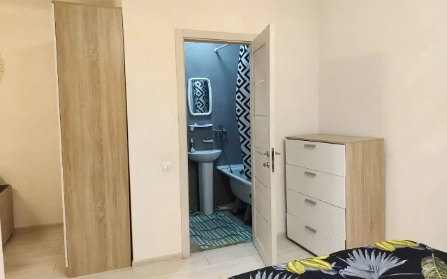 V Tsentre Starogo Rostova-Na-Donu Flat