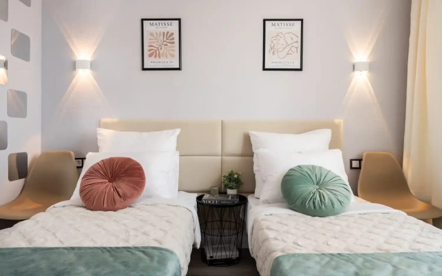 Semeynaya Dvushka Na Rasskazovke Flat