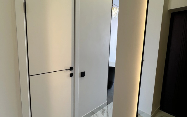 Ot Elitkhaus24 V Samom Vysokom Zdanii Status Apartments