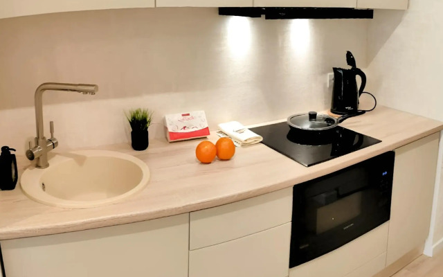 Nedaleko ot Tsentra Sochi na 4 Chelovek Flat